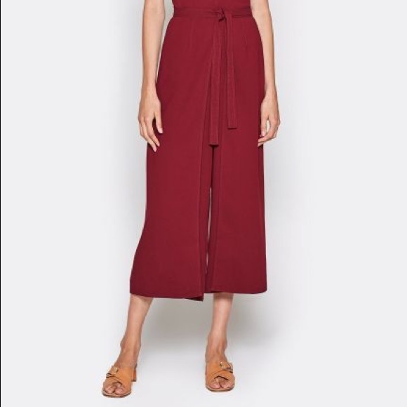 NWT Joie Jumpsuit in Garnet. Size 0 - Picture 2 of 4